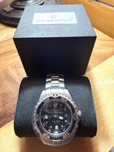 Load image into Gallery viewer, Momentum M1 Dive Watch (New - Old Stock)