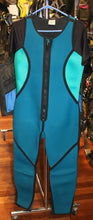 Load image into Gallery viewer, XLR8 3mm Tunic Wetsuit Mens Medium (Used) Reduced!
